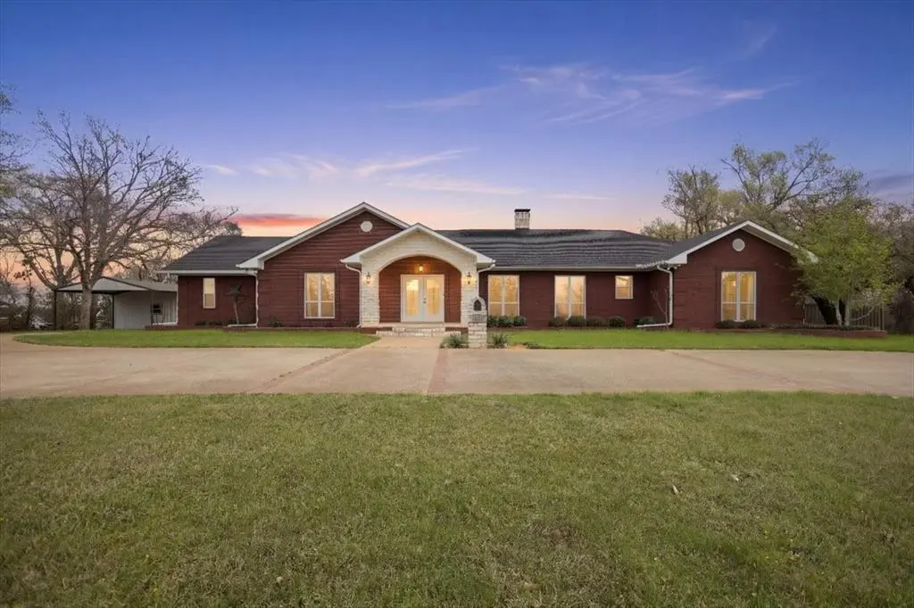 1609 Old Nacogdoches Road, Henderson, TX 75654