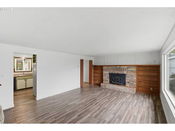 2350 HIGH ST, Reedsport, OR 97467