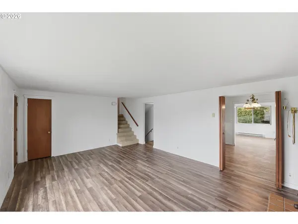 2350 HIGH ST, Reedsport, OR 97467