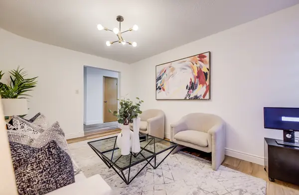 51 Burnt Bark DR, Toronto E05, ON M1V 3J6