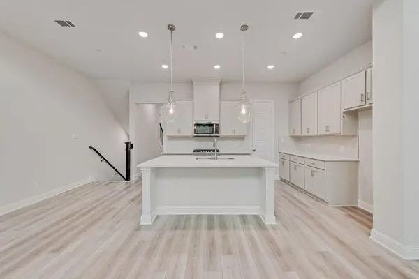 8159 Challenger Lane, Frisco, TX 75034