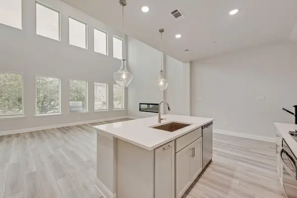 8159 Challenger Lane, Frisco, TX 75034