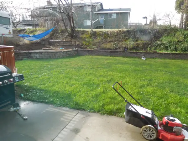 Milton Freewater, OR 97862,1218 DAVIS ST