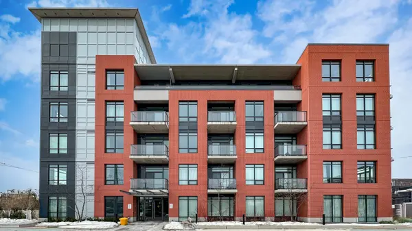 1010 Dundas ST E #PH12, Whitby, ON L1N 2K2