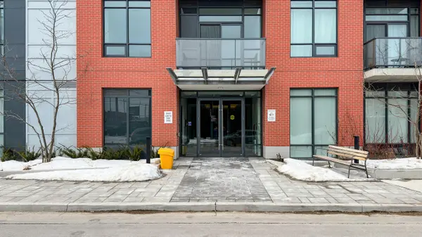 1010 Dundas ST E #PH12, Whitby, ON L1N 2K2