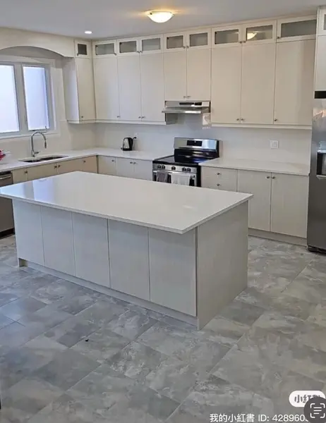 49 Bud leggett Cres CRES #room, Georgina, ON L4P 0B5