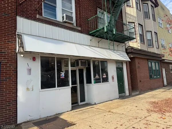 383 Avenue C, Bayonne City, NJ 07002