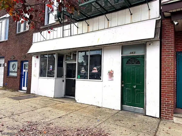 383 Avenue C, Bayonne City, NJ 07002