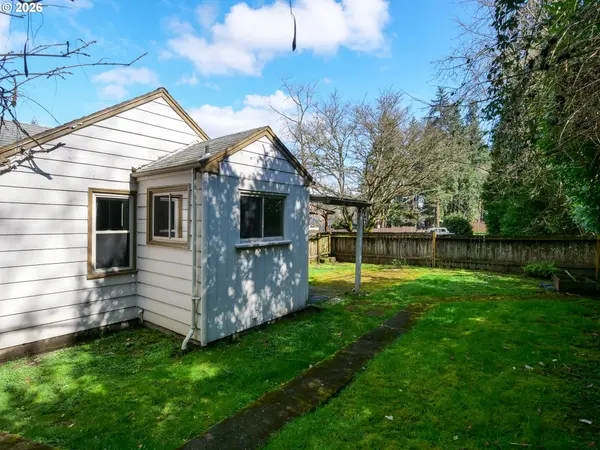 16421 SE WEBSTER RD, Milwaukie, OR 97267