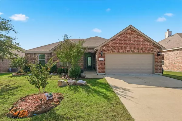 Denton, TX 76207,609 Meadowedge Lane