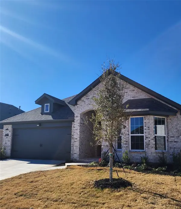 517 Amenduni Lane, Anna, TX 75409