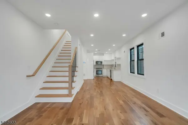 71 Mission St #2, Montclair Twp., NJ 07042