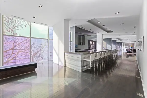 38 Grenville ST #505, Toronto C01, ON M4Y 1A5