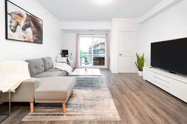 304 Essa RD #403, Barrie, ON L9J 0H4