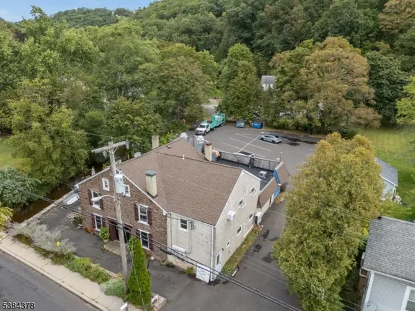 92 Water St, Milford Boro, NJ 08848