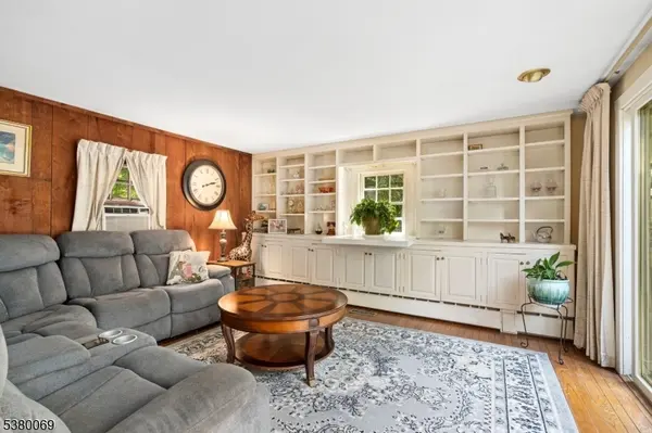 2 Bell St, Sparta Twp., NJ 07871