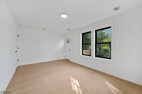 7 Montclair Ave, Paterson City, NJ 07503