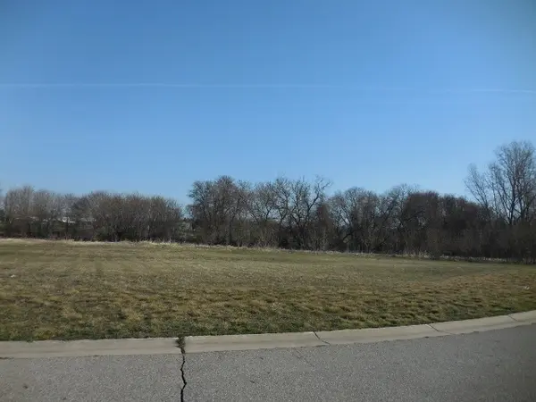 274 Gemstone DR, Alma, MI 48801