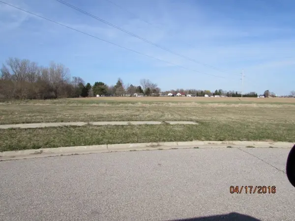 278 Ruby CT, Alma, MI 48801