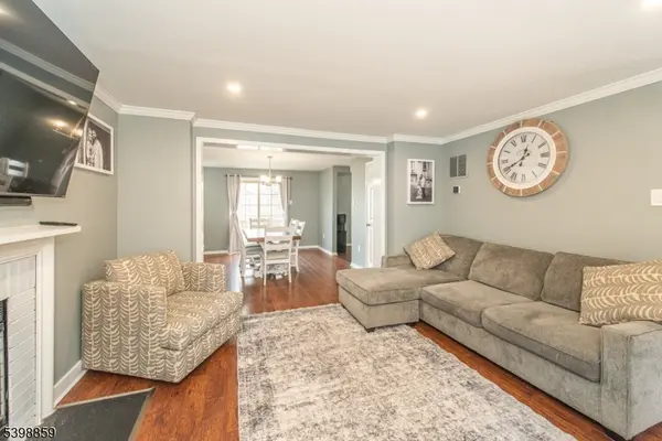 44 Cambridge East, Oxford Twp., NJ 07863