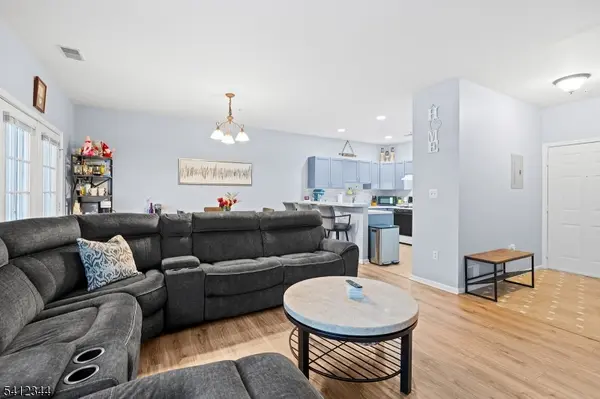 27 Mountainview Ct #27, Riverdale Boro, NJ 07457