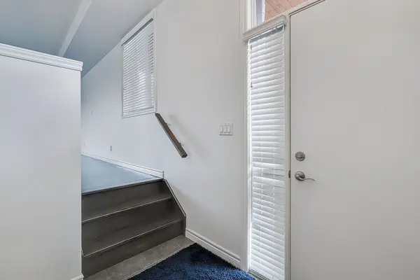 32 Arkell RD #2, Guelph, ON N1L 0L4