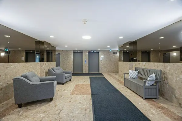 333 COMMISSIONERS RD W #105, London South, ON N6J 4X7