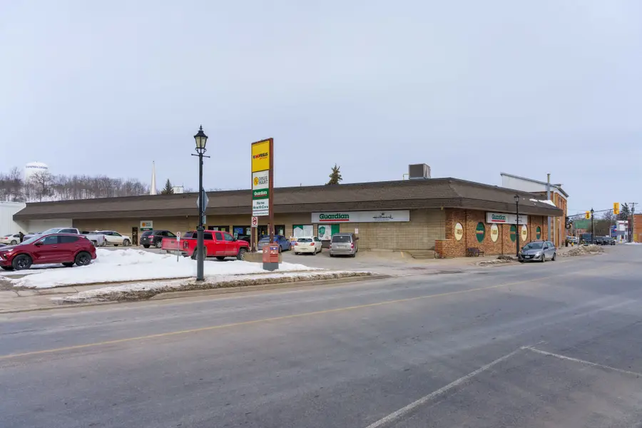 16 Grand RD, Trent Hills, ON K0L 1L0