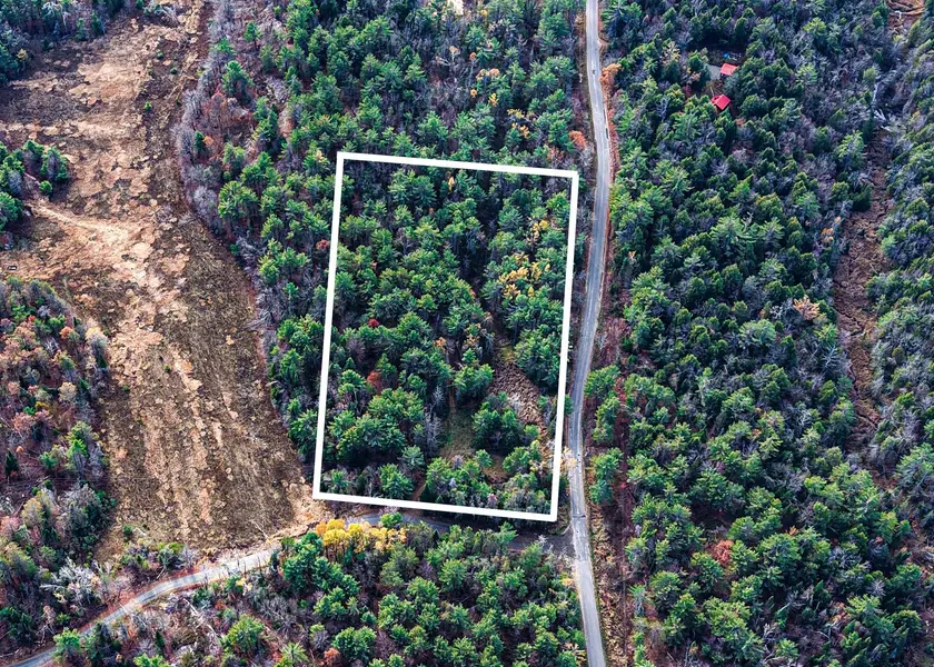 1036 Hopkins RD, Gravenhurst, ON P1P 1R3