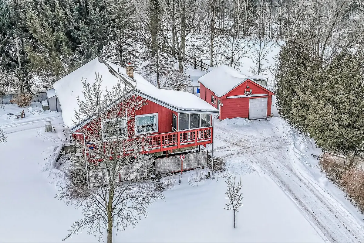 1686 Old Brock ST, Norfolk, ON N0E 1W0