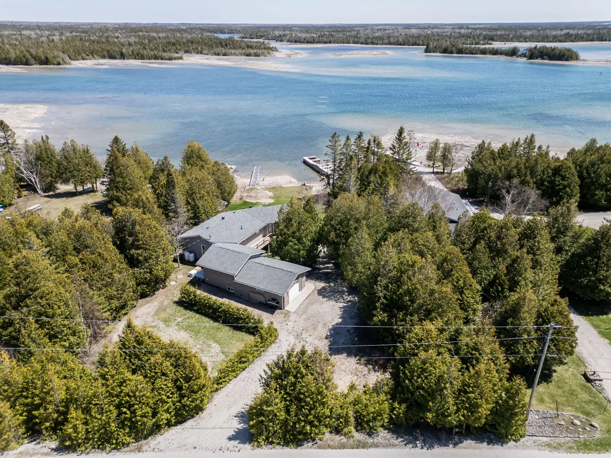 119 Pine Tree Harbour RD, Northern Bruce Peninsula, ON N0H 1Z0