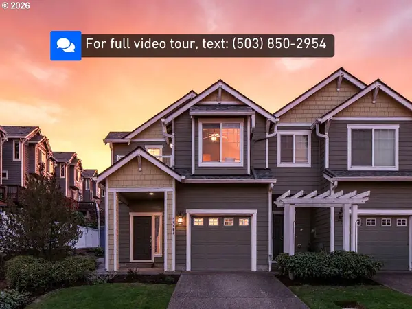 West Linn, OR 97068,20464 HOODVIEW AVE