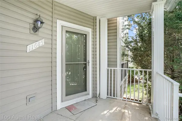 11685 Squiers BLVD,  Utica,  MI 48315