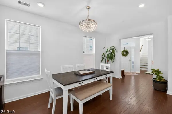 110 Grabowski Dr, Sayreville Boro, NJ 08859