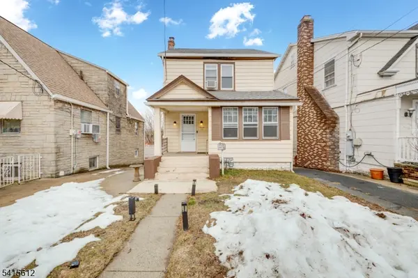 11 Cedar St, North Arlington Boro, NJ 07031