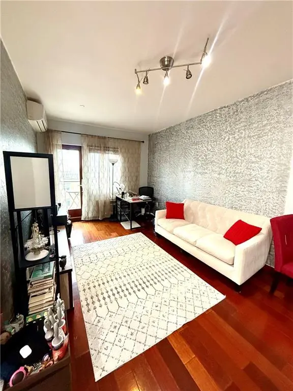 1917 Avenue X #5A, Brooklyn, NY 11235