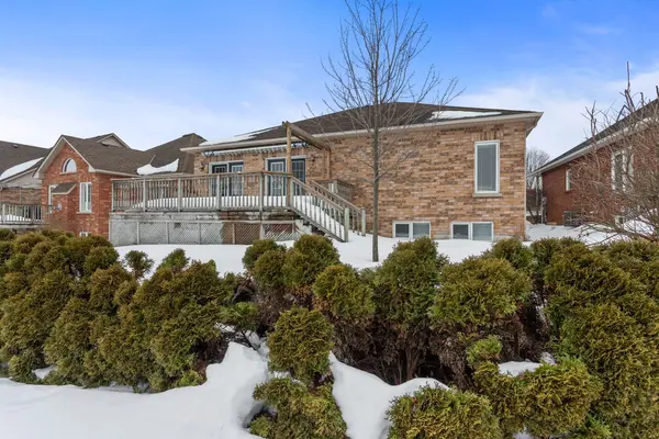 295 Waterbury CRES, Scugog, ON L9L 1S5