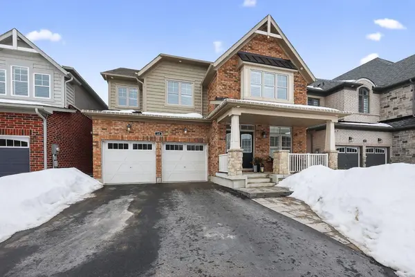30 Leaden Hall DR, East Gwillimbury, ON L9N 0R5