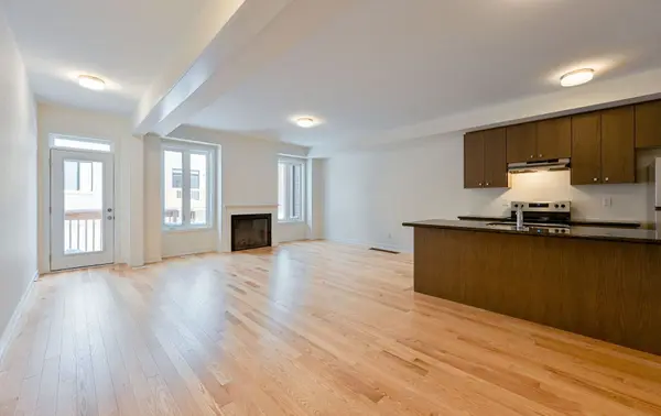 28 Raja ST, Brampton, ON L6P 0Z5