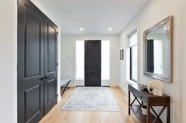 2347 Yellowbirch CT, London North, ON N6G 5C1