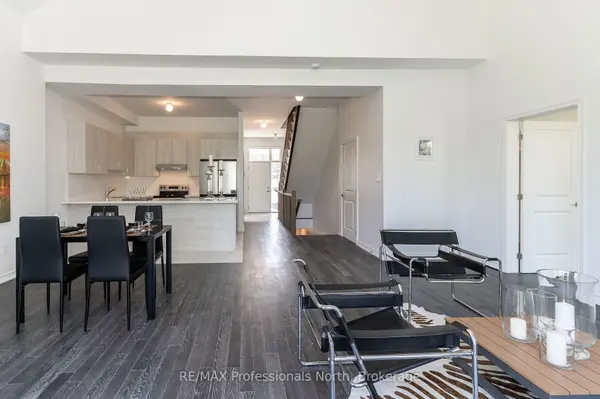 17 Turnberry CT, Bracebridge, ON P1L 0N5