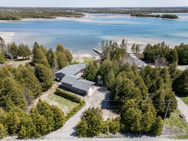 119 Pine Tree Harbour RD, Northern Bruce Peninsula, ON N0H 1Z0
