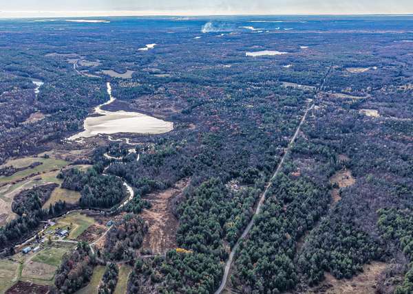 1036 Hopkins RD, Gravenhurst, ON P1P 1R3