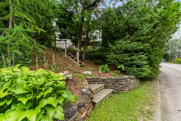 6 Chetwynd LN, Northern Bruce Peninsula, ON N0H 1W0