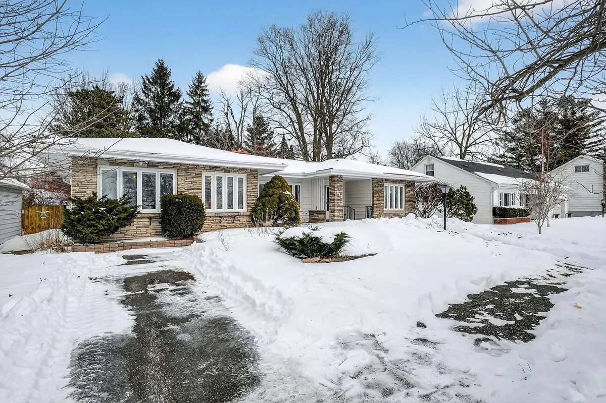 617 Lock ST W, Haldimand, ON N1A 1V9