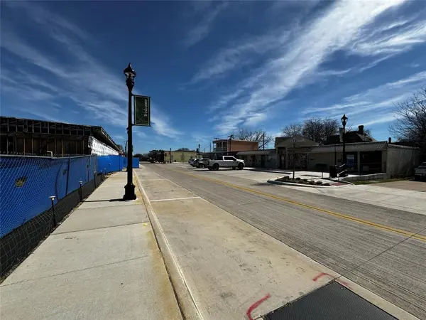 708 Cedar Street, Cedar Hill, TX 75104