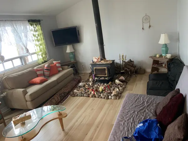 100 Alsops Beach RD N, Brock, ON L0K 1A0