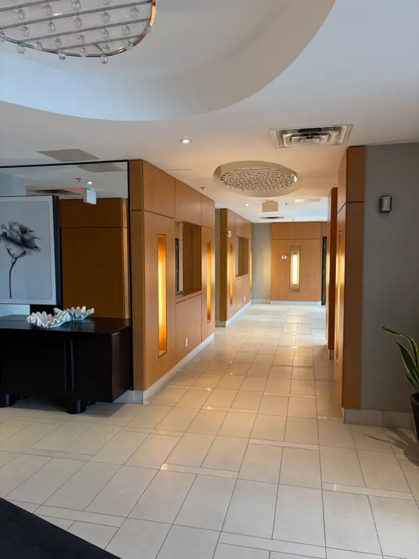 840 Queens Plate DR #501, Toronto W10, ON M9W 0E7