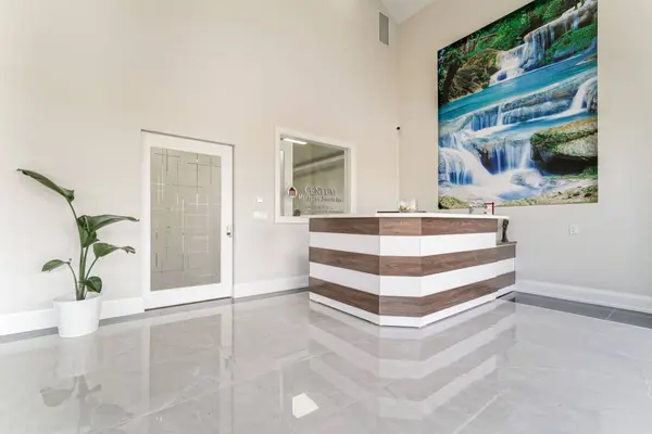 7956 Torbram RD #20 (7), Brampton, ON L6T 5A2