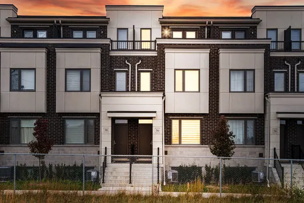 56 Lambert LN, Caledon, ON L7E 4M5